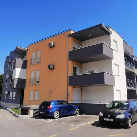 Luxury Apartment Queen Σολίν Εξωτερικό φωτογραφία