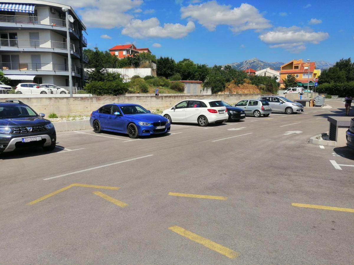 Luxury Apartment Queen Σολίν Εξωτερικό φωτογραφία